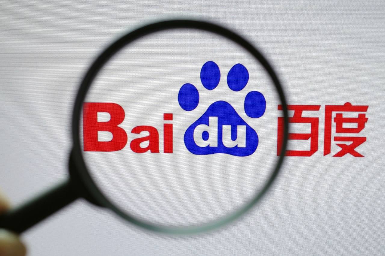 吴宣仪鼻间点痣